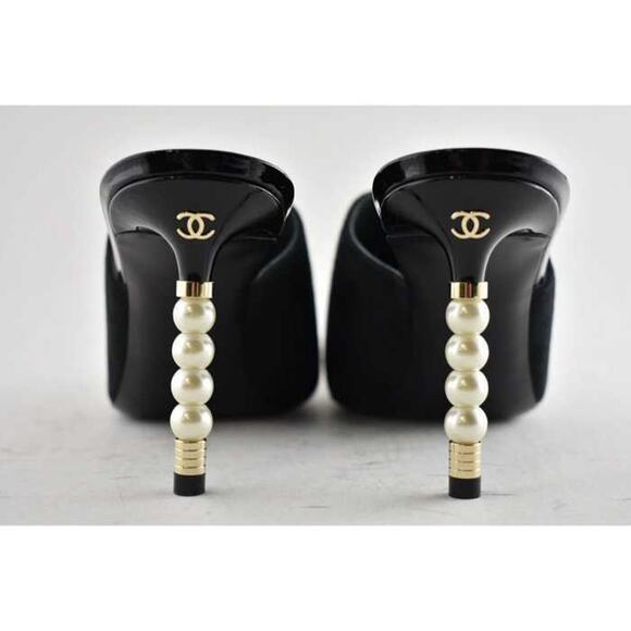 Chanel 20C Paris In Rome Pearl Black Suede Patent CC Mule Slide Heel Pump 40 - Picture 7 of 8
